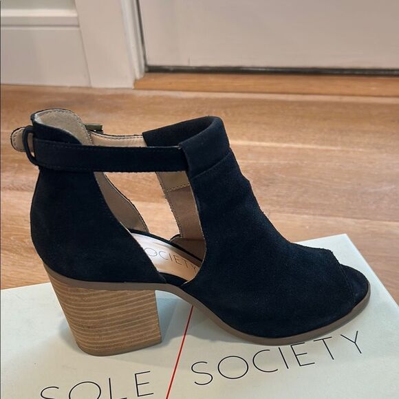 Sole Society Navy Suede Open-Toe Shoes, Size 7.5 - Picture 4 of 6